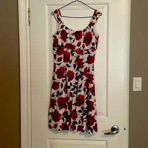 Maggy London fit and flare floral rose dress